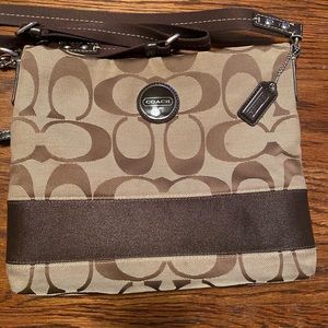 Coach crossbody signature canvas